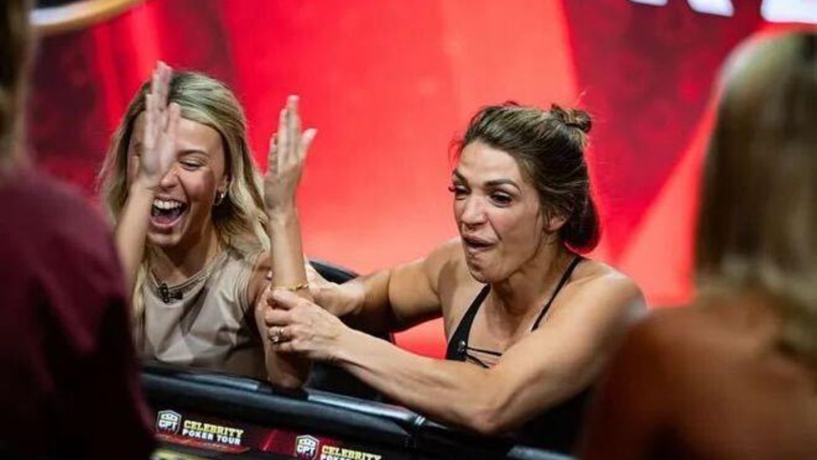 Η παίκτρια πόκερ που κατέκτησε το ΜΜΑ: Mackenzie Dern νέα πρωταθλήτρια του UFC!
